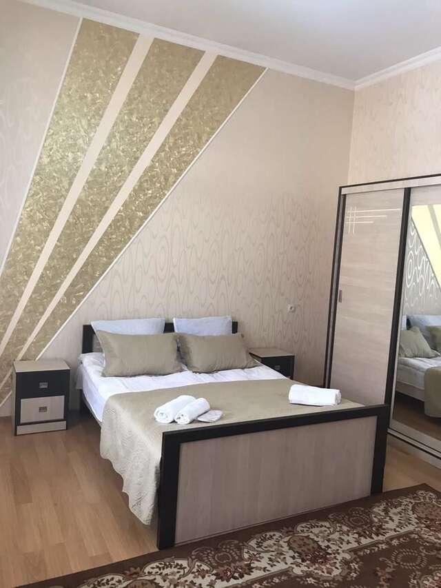 Отель Max Hotel Gogi Alibegashvili Степанцминда-21